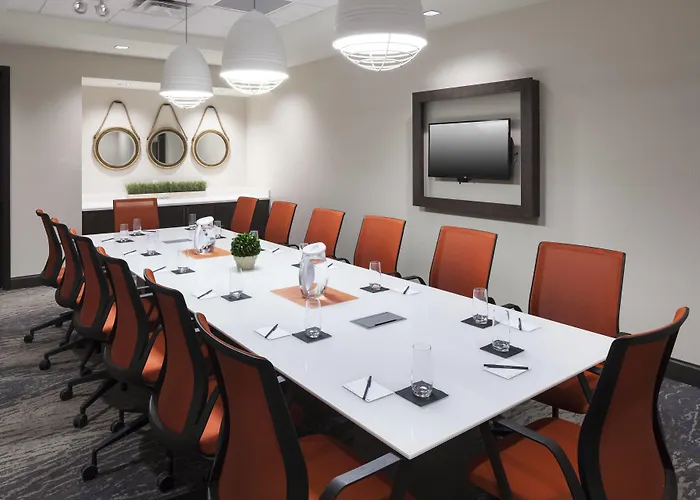 Hotel Springhill By Marriott Clearwater 3*