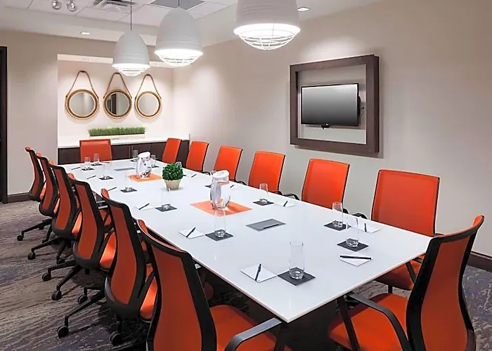 Hotel Springhill By Marriott Clearwater 3*