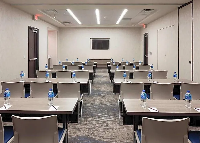 Hotel Springhill By Marriott Clearwater 3*